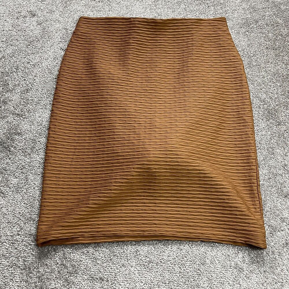 Boutique Essentials Skirt womens Large Brown Knee Length Textured Ladies Solid